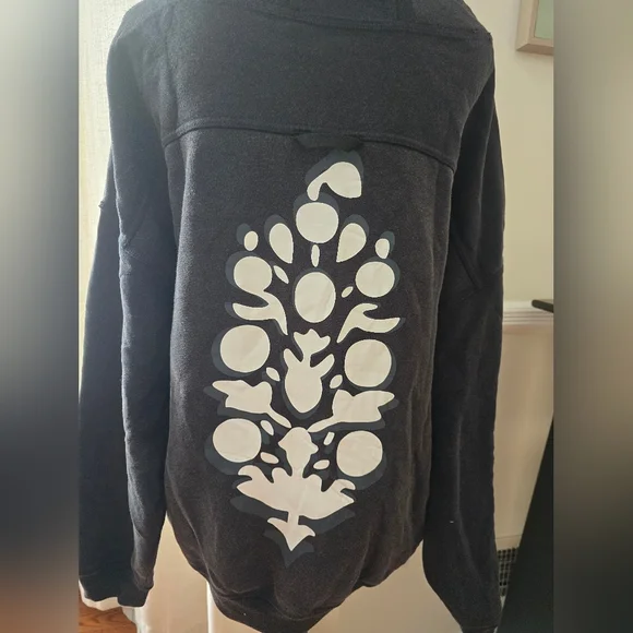 NWOT Free People Movement Final Call Logo Hoodie SMALL - Picture 10 of 11